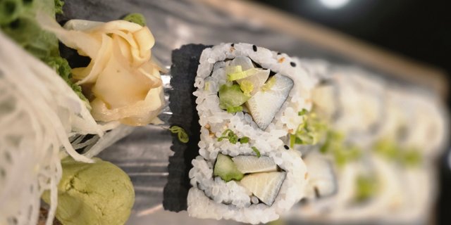 Spicy Conch Roll