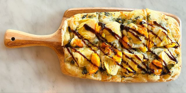 Pesto Sauce Pinsa