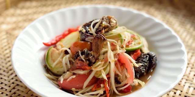 Tum Pu Plara Salad