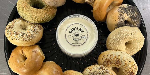 Bagel & Cream Cheese Tray