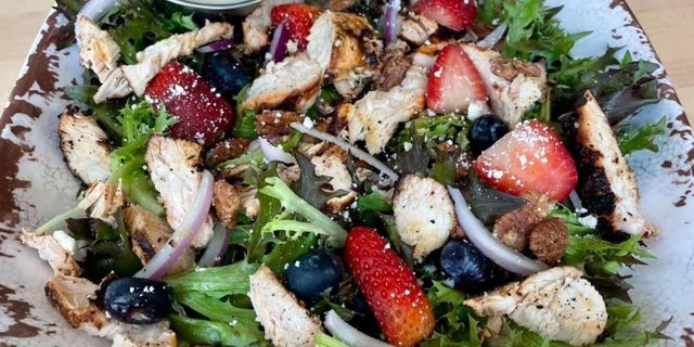 Berry Good Salad