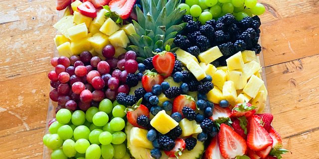 Large Fruit Board