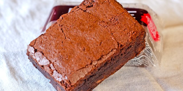 Vegan & Gluten-Free Chocolate Brownie