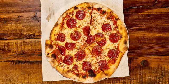 Beef Pepperoni Pizza