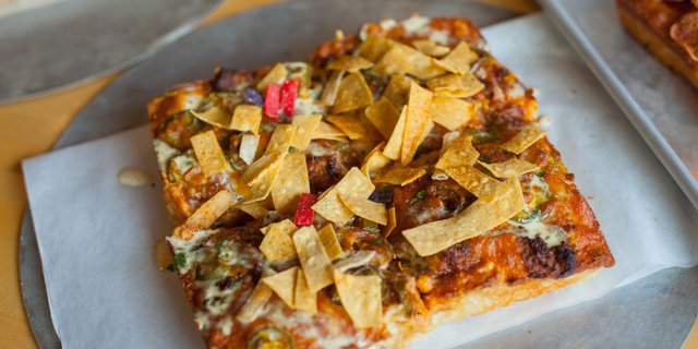 Honky Tonk Caulipower® Pizza
