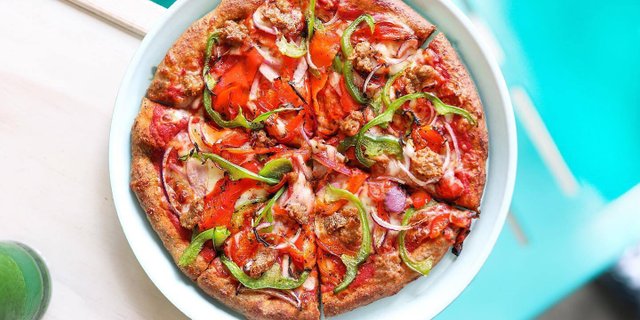 10" Vegan Sausage Supreme Pizza