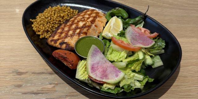 Grilled Salmon Plate