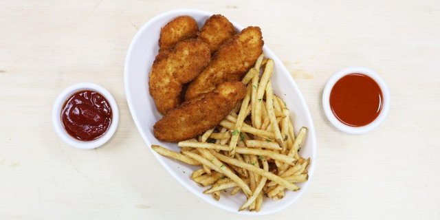 Chicken Strips w/ Fries