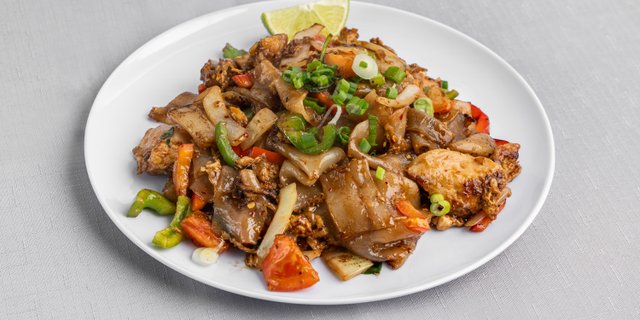 Pad Kee Mao (Drunken Noodles)