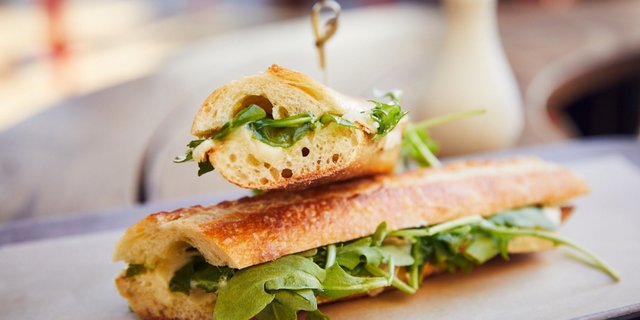 Brie & Arugula Ficelle Sandwich
