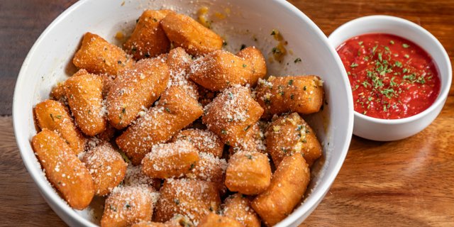 Garlic Knots