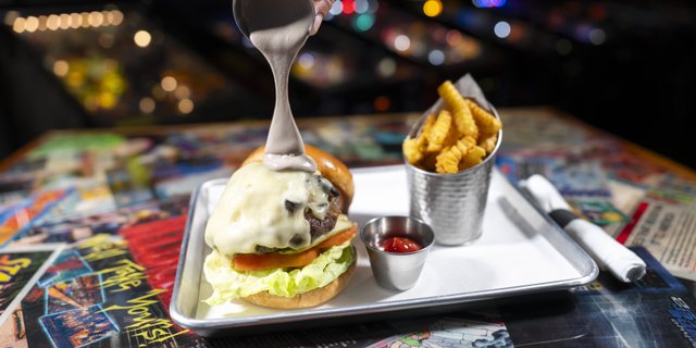 Vegetarian PS Vita (Truffle Mushroom Burger)