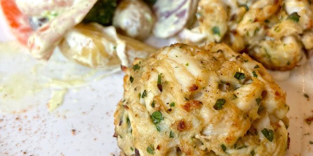 Golden Crab Cakes