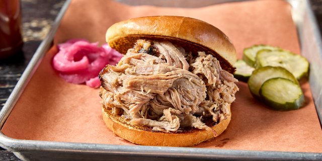 Pulled Pork Sandwich Package