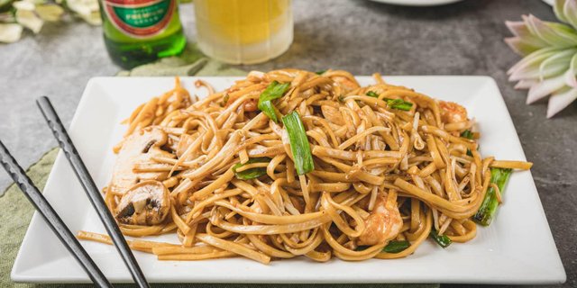 Vegetable Lo Mein