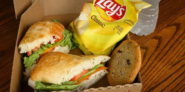 Turkey, Bacon, & Cheddar Sandwich Boxed Lunch