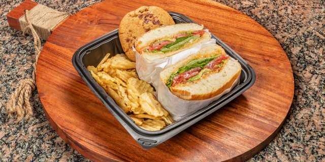 Avocado B.L.T. Sandwich