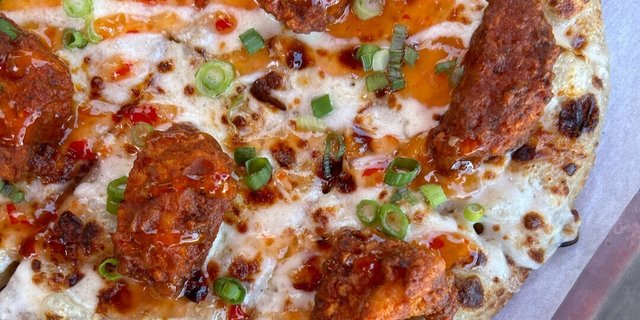 Nashville Hot Chicken Pizza