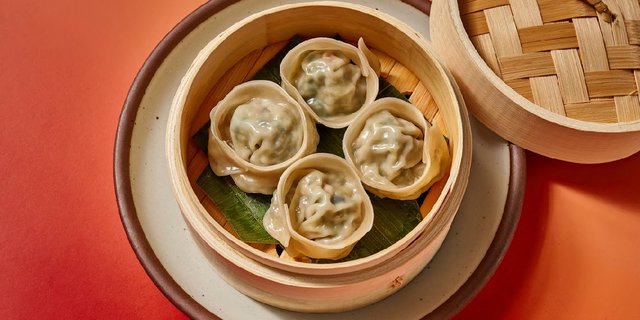 Steamed Vegetable Dumplings