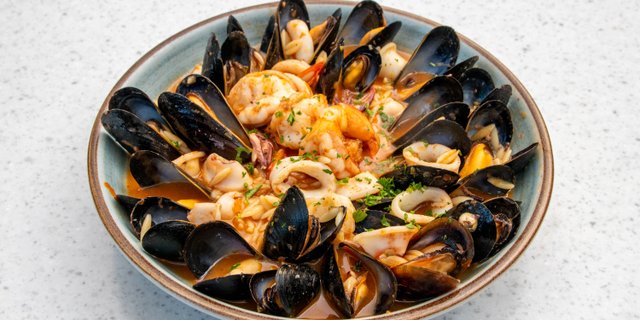 Thalassina (Greek Paella)