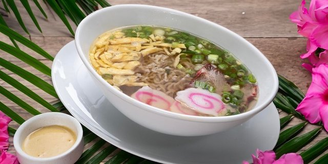 Saimin Soup