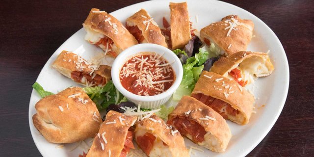 Pepperoni Rolls