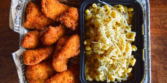 Chicken Tenders + Mac & Cheese With Garden Salad