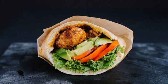 Chipotle Chicken Pita
