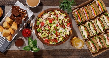 Lazy Dog Restaurant and Bar Catering in Dallas, TX - 5100 Belt