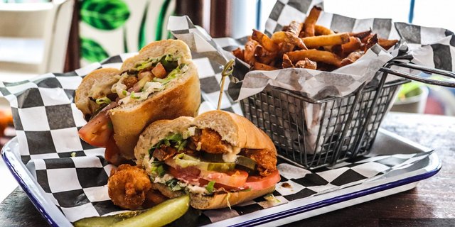 Shrimp Po’Boy Sandwich