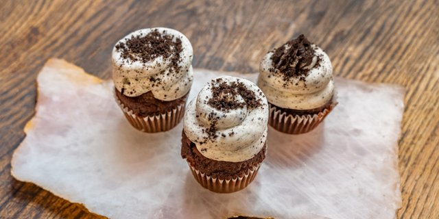 Cookies & Cream Cupcake