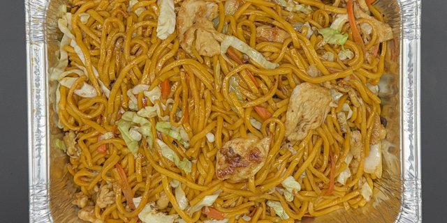 Chicken Lo Mein