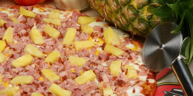 Hawaiian Pizza