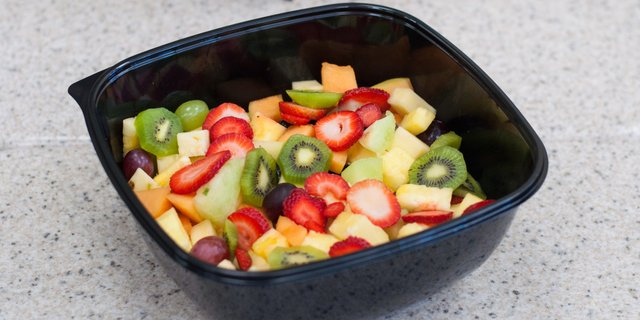 Seasonal Fresh Fruit Salad