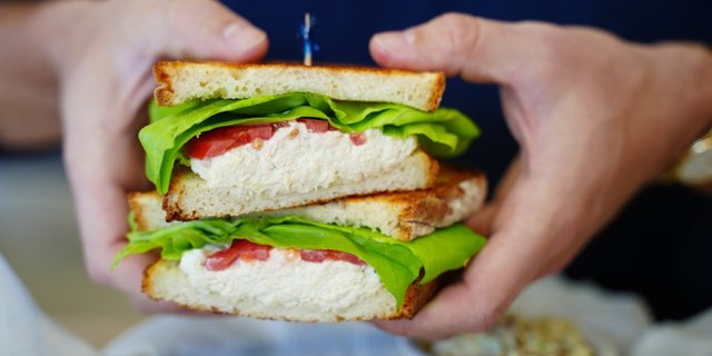 Melrose Classic Chicken Salad Sandwich