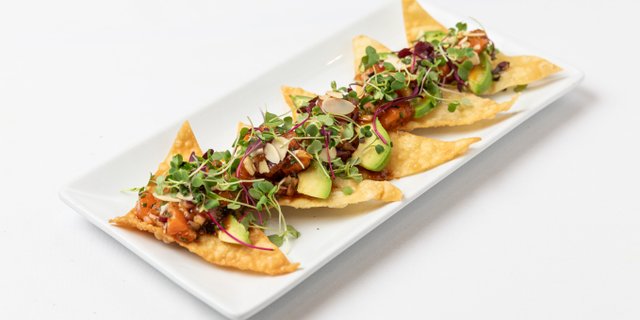 Salmon Poke