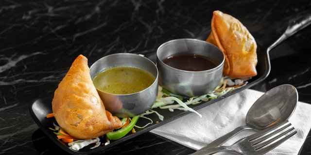 Samosa Chat