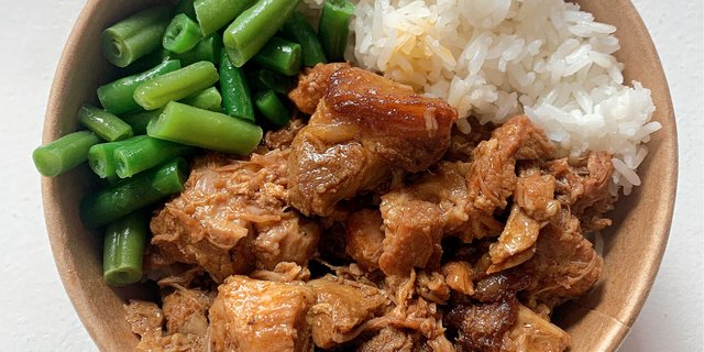 Black Pepper Pork Bowl