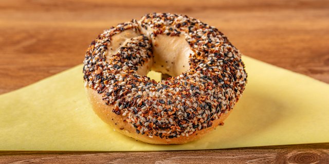 Toasted Bagel & Spread
