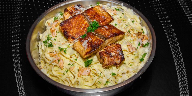 Salmon Alfredo