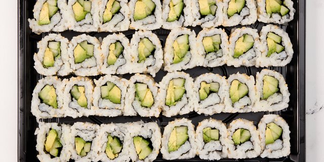 Avocado & Cucumber Roll Tray