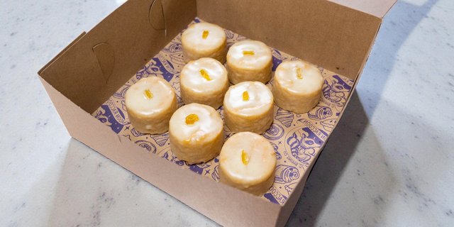 Tea Cake Tray