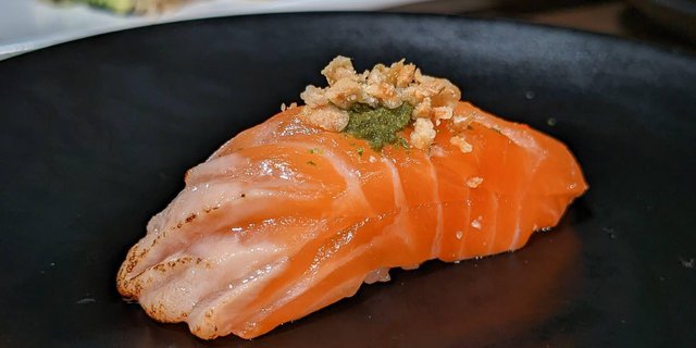 Salmon 'Masu' Nigiri