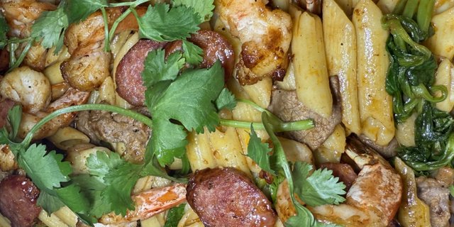 Surf n Turf Garlic Pasta
