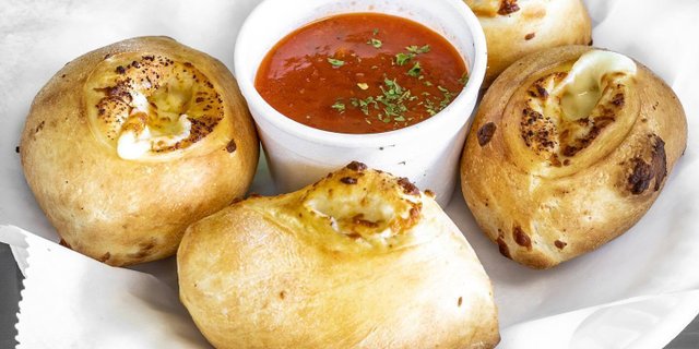 Garlic Cheese Rolls