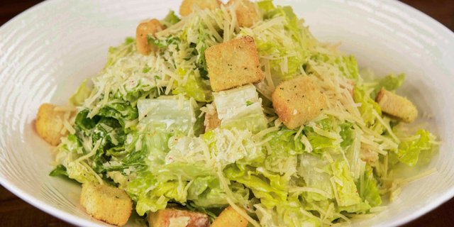 Garlic Caesar Salad