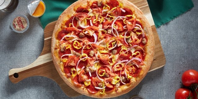 Dantes Peak Pizza