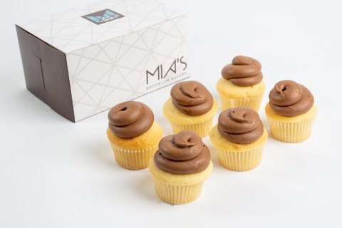 Chocolate Vanilla Cupcake