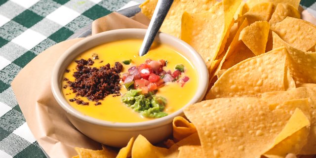 Chips & Queso Platter