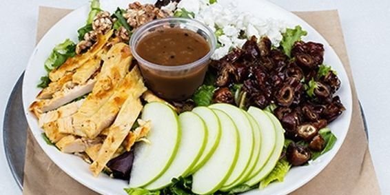 Pear & Gorgonzola Salad w/ Chicken
